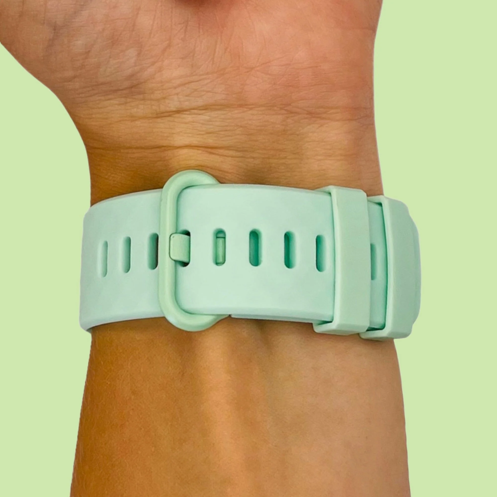 Replacement Silicone Watch Straps Compatible with the Fitbit Charge 3 & Charge 4 - Image 27