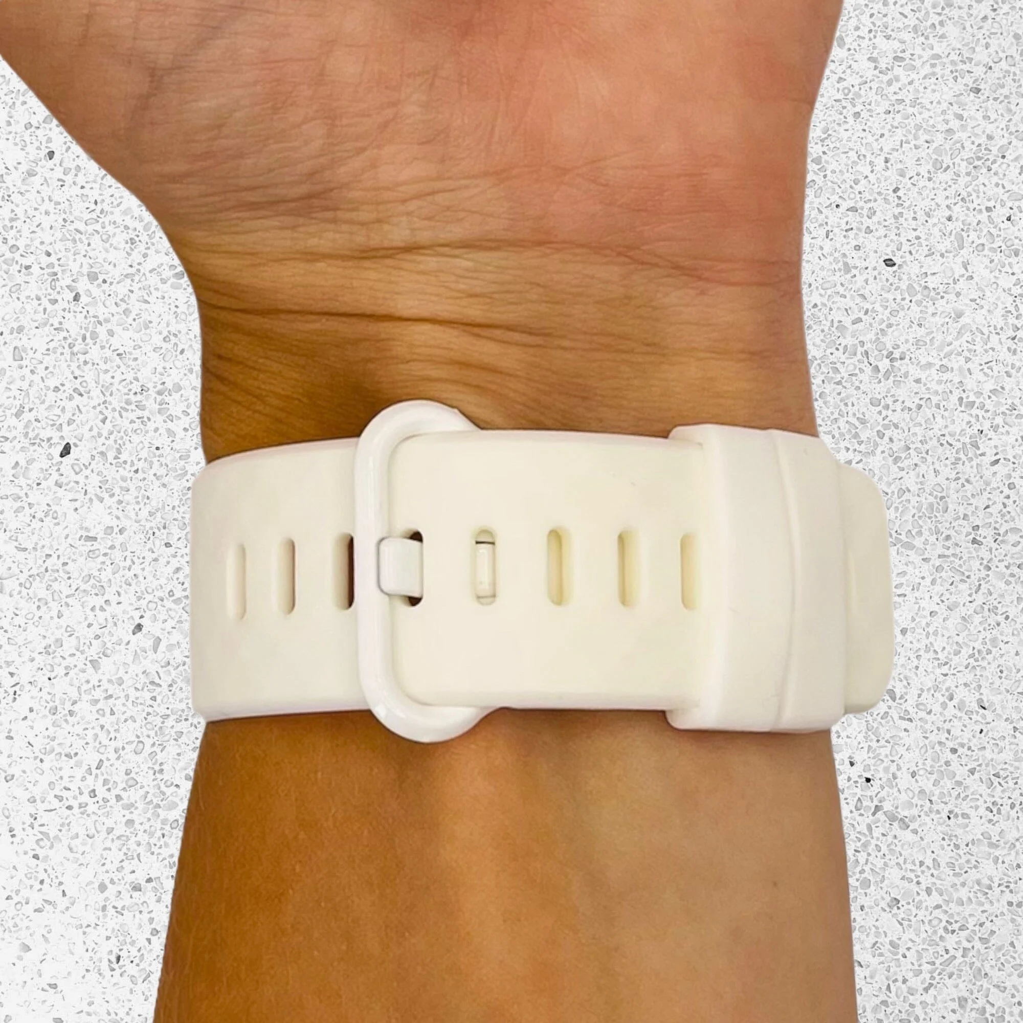 Replacement Silicone Watch Straps Compatible with the Fitbit Charge 3 & Charge 4 - Image 28