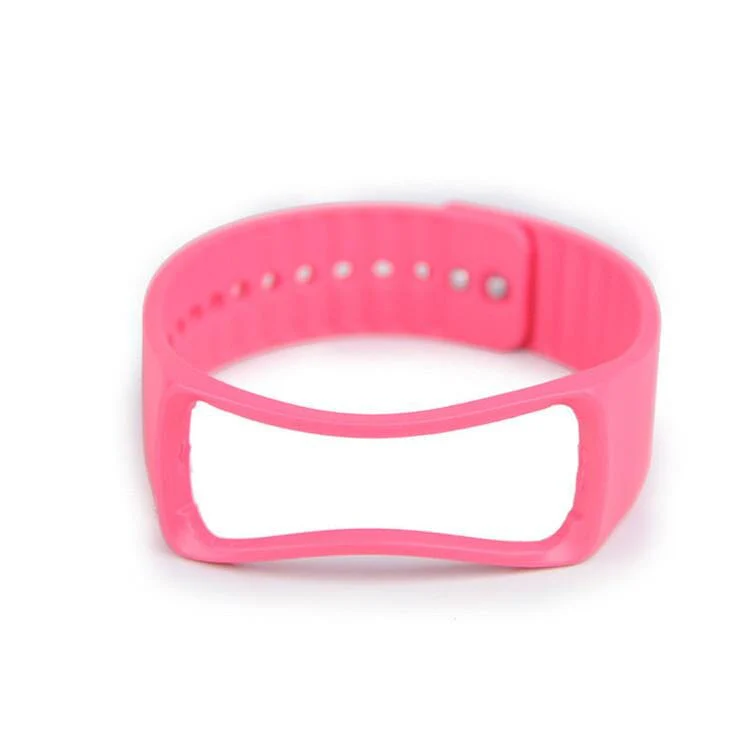 Replacement Silicone Watch Straps compatible with the Samsung GearFit - Image 9