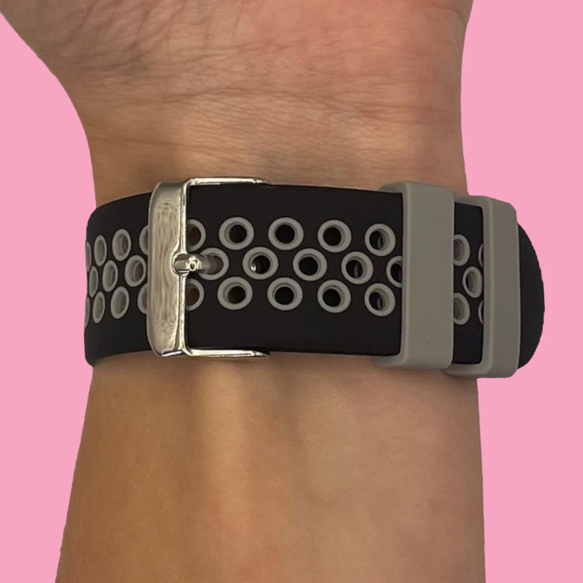 Silicone Sports Watch Straps Compatible with the Garmin Vivoactive 4s - Image 13